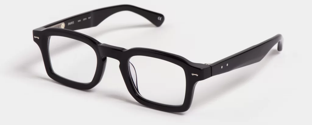 Peter and May Brille - S95 Leon Black seitliche Ansicht